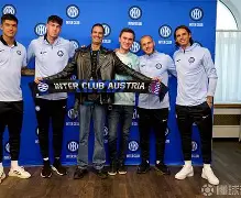 九游游戏中心-阿扎尔过人集锦梨花香